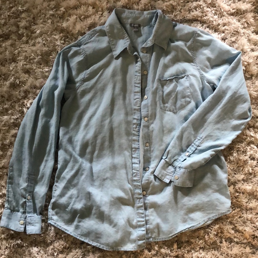 Aerie chambray shirt size S